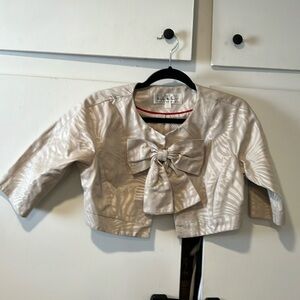 Silk beige Nicole Miller half sleeve jacket